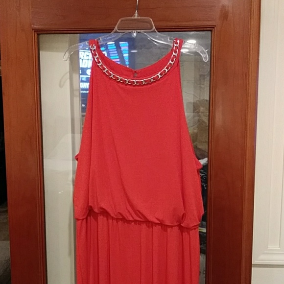 Styling Co orange jumpsuit with silver chain neckl - Picture 2 of 5